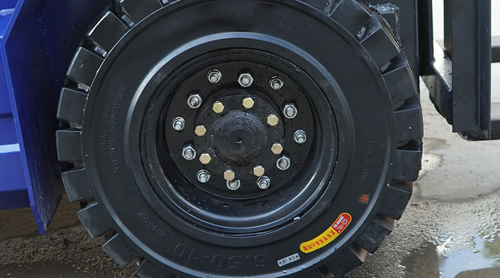 Solid tires
