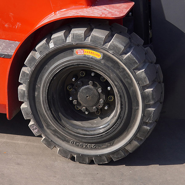 Solid tires