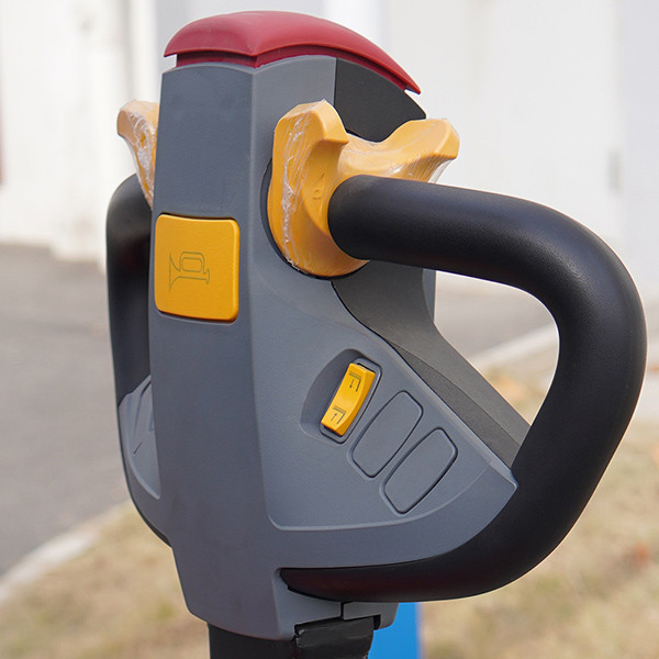 Intelligent operating handle