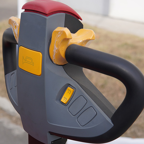 Intelligent operating handle