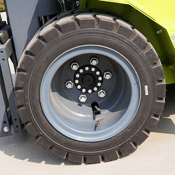 Solid tires